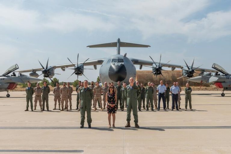 Emocionante hazaña de los pilotos del Ala 14 en Albacete: Robles alaba su impresionante desempeño