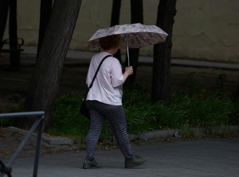 La AEMET avisa a 14 provincias de tomar precauciones por lluvia y calor La AEMET avisa a 14 provincias de tomar precauciones por lluvia y calor