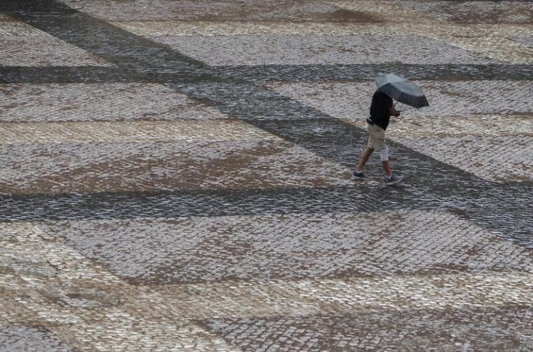 Agosto acabará con tormentas fuertes vespertinas y no se descarta que se forme una DANA el viernes, según Meteored