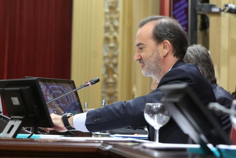 Prohens no confirmó si PP apoyará la continuidad de Le Senne en el Parlament