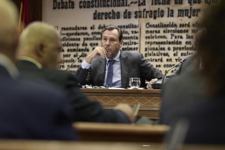 Compromís reclama a Óscar Puente que rinda cuentas por sus comentarios sobre transportes y finanzas