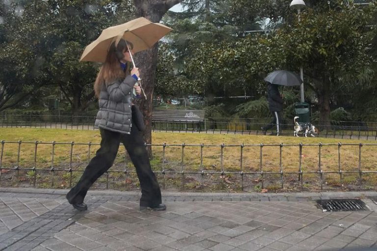 Las lluvias se mantendrán en la mitad norte peninsular hasta al lunes por la DANA