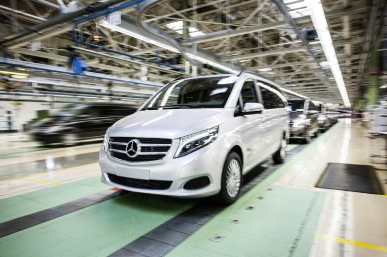 Mercedes detendrá su producción los días 11 y 18 de octubre para ajustar su producción a la demanda