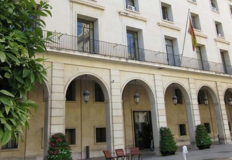 Ratifican la absolución de un conductor al no quedar probado que el anciano al que atropelló muriera por las lesiones