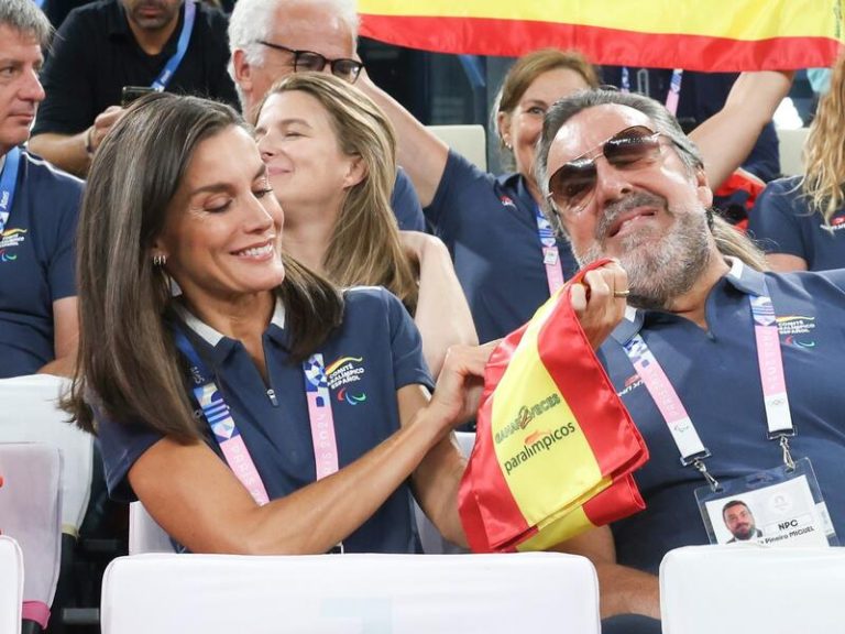 ¡La Reina Letizia emociona a los deportistas de la delegación española en los Juegos Paralímpicos!