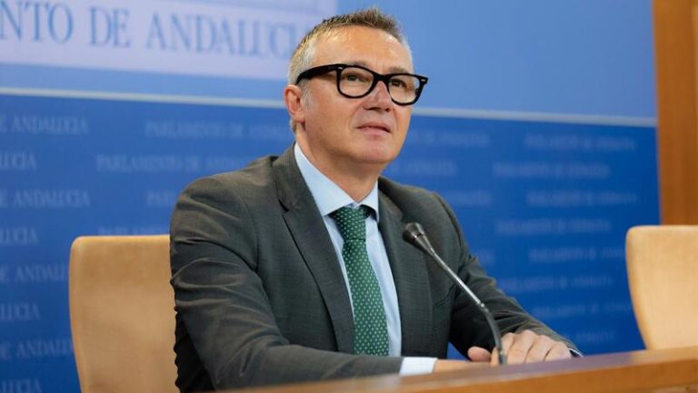 Vox exige transparencia sobre la llegada de menores migrantes en Andalucía