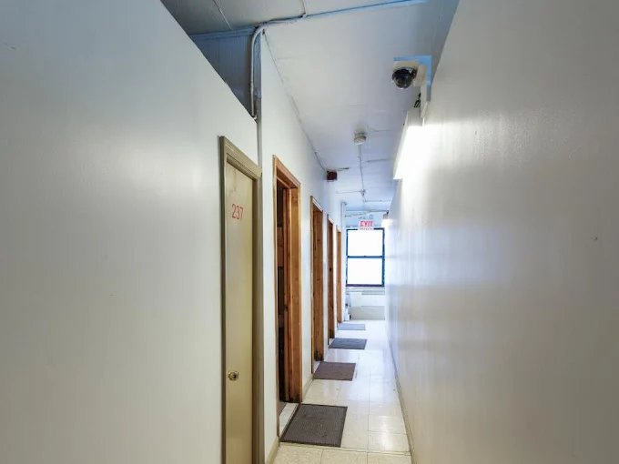 Visita el hotel con las peores reseñas de Google y lo que se encuentra es increíble 2 El peor hotel del mundo, según Google.