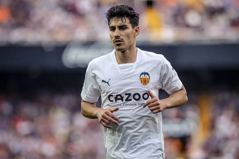 André Almeida puede dar un respiro al Valencia de Baraja