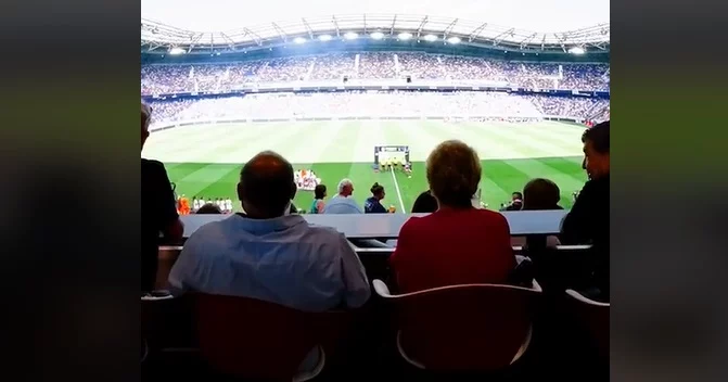 Bar de futbol causa sensacion en Los Angeles 3