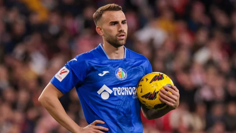 Borja Mayoral recibe estocada inesperada del presidente de la Real Sociedad