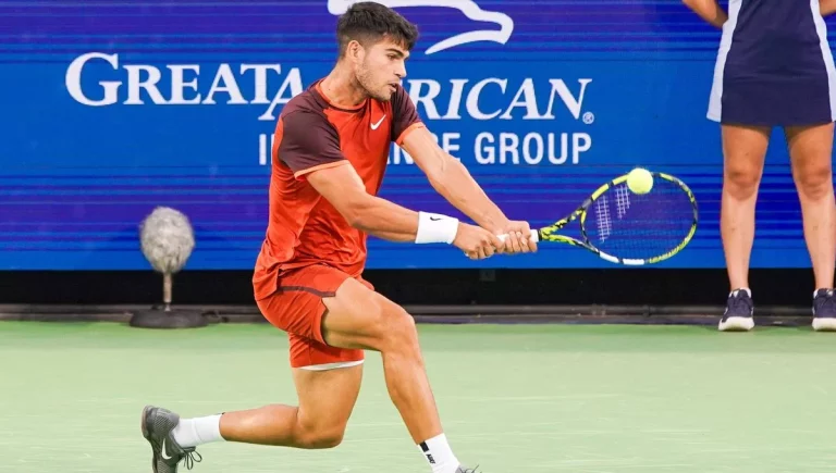 Carlos Alcaraz enloquece en Cincinnati ¿qué hace?