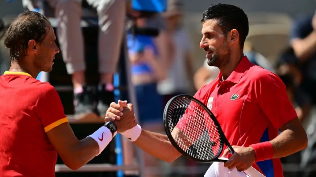 Djokovic mantiene la esperanza