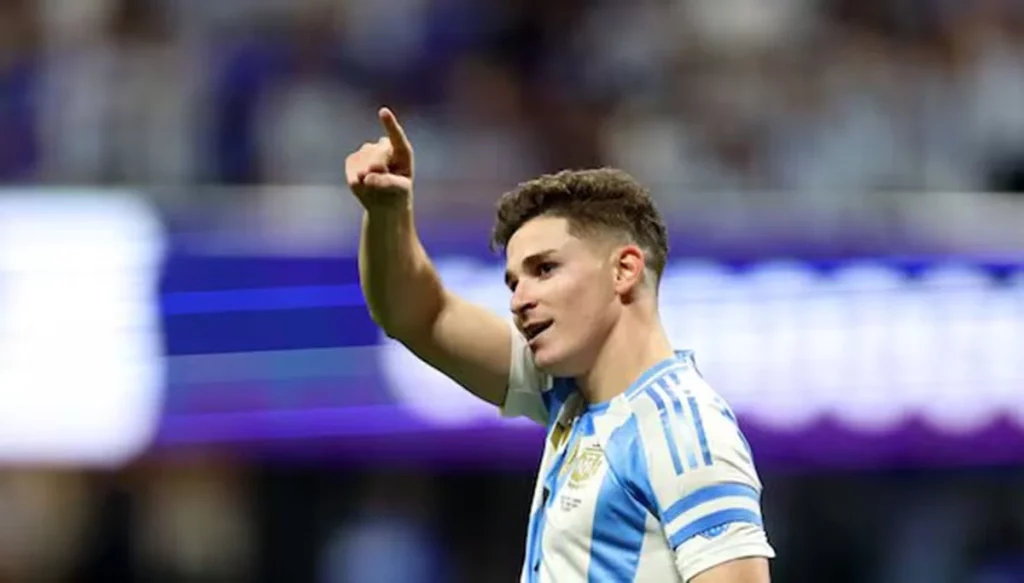 El precio de Julián Álvarez escandaliza al Atlético 67 Julián Álvarez