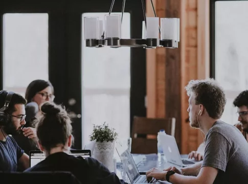 El impacto de la salud mental en el absentismo laboral. un desafío creciente para las empresas El impacto de la salud mental en el absentismo laboral: un desafío creciente para las empresas
