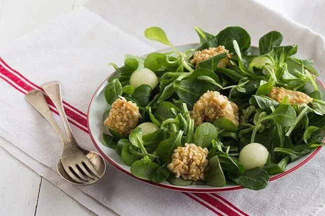 Ensalada de pollo y melón
