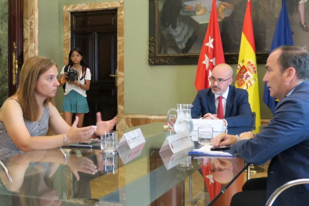 El Mad Cool pone en mano de sus asistentes las mejoras de 2025 2 EuropaPress 6090403 reunion administraciones implicadas mad cool