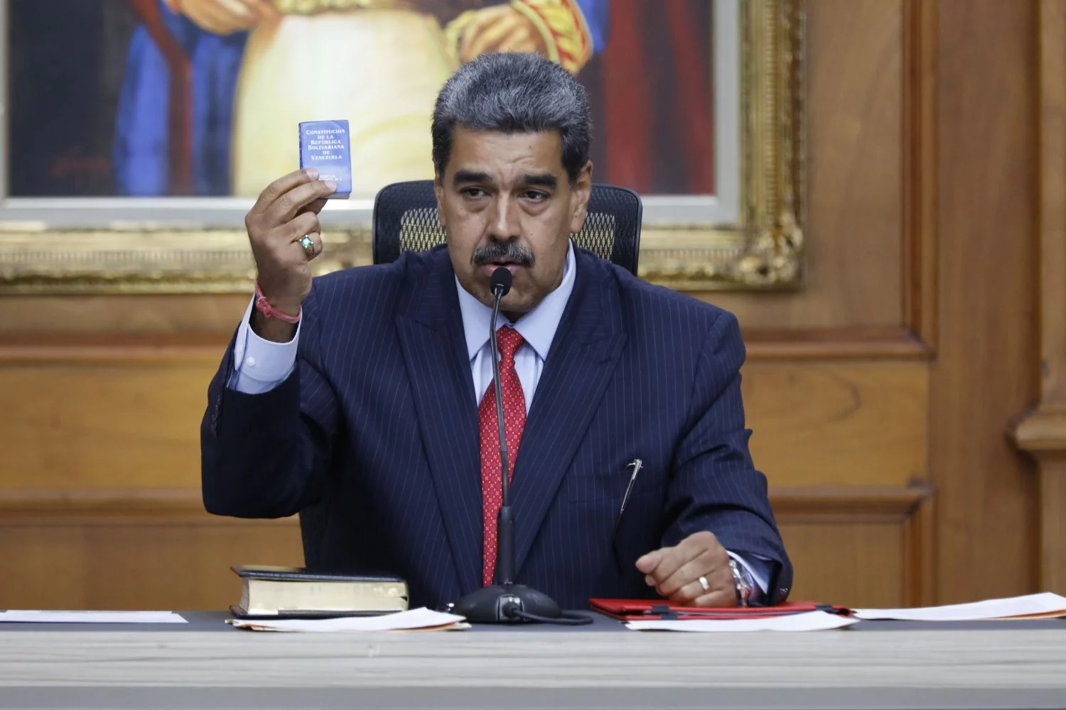 Maduro amenaza a la oposición en Venezuela abiertamente con campos de concentración