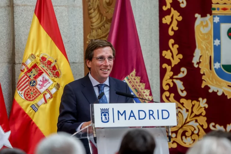 Rueda defiende la legitimidad de la Xunta para recurrir la ley de amnistía: 