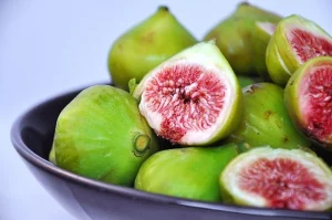 Te traigo 6 recetas con higos muy fáciles para aprovechar la fruta de temporada (dulces y saladas)
