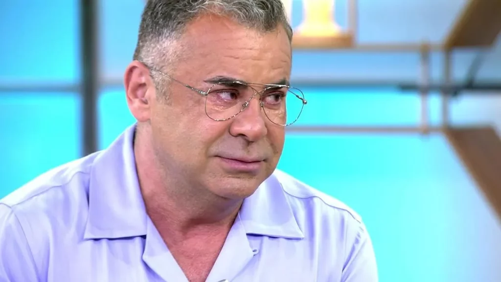 Jorge Javier Vázquez se quiebra en directo: "esta relación nos la han robado a mucha gente"