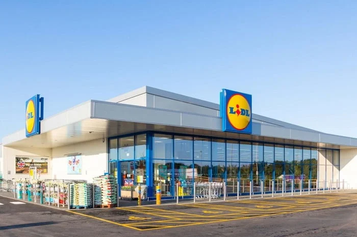 Ahorra litros de agua al año con el grifo eléctrico de Lidl a mitad de precio