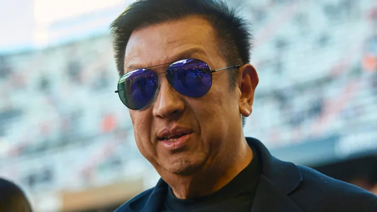 Peter Lim se carga a 2 cracks de la cantera del Valencia CF