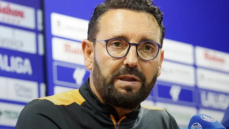 El portentoso stopper made in Bordalás que busca el Oviedo para proteger a Cazorla