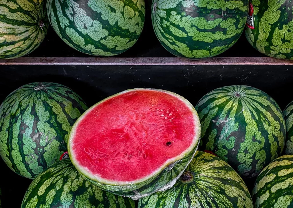 Una fruta de temporada con acento español