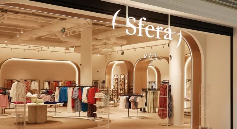 Sfera tiene 8 vestidos largos en El Corte Inglés que hacen cinturita de avispa