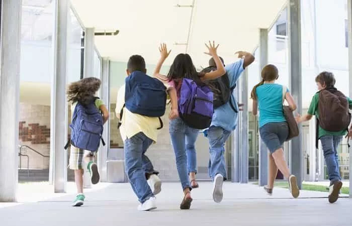 Vuelta al cole, al instituto y a la universidad: sobrevivir a la locura escolar sin perder la cabeza