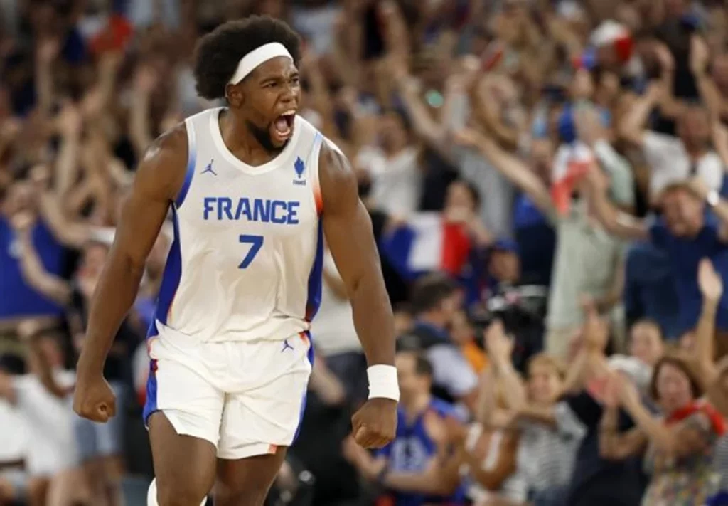 Yabusele está sobresaliendo en los Juegos Olímpicos de París 2024