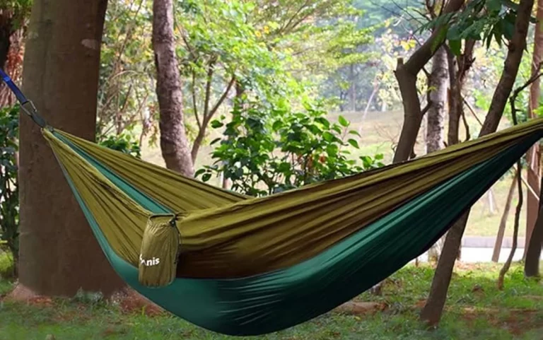 Ve preparado para tus aventuras con tu hamaca de Amazon para acampar