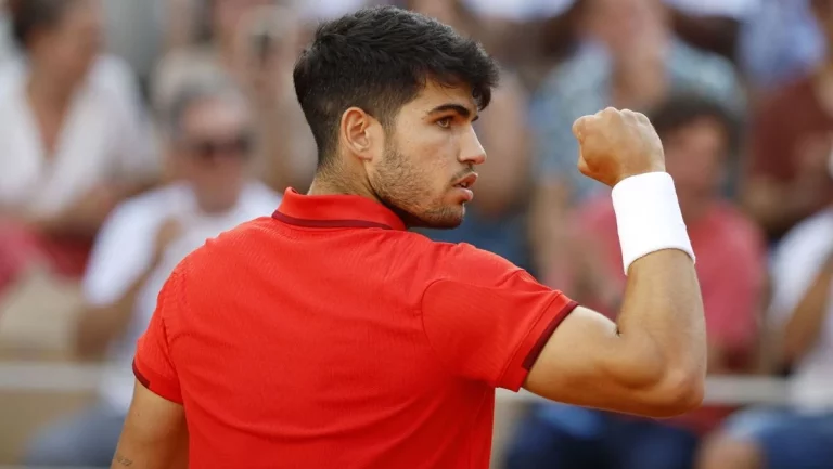 Carlos Alcaraz incendia Roland Garros en la entrevista con Wilander