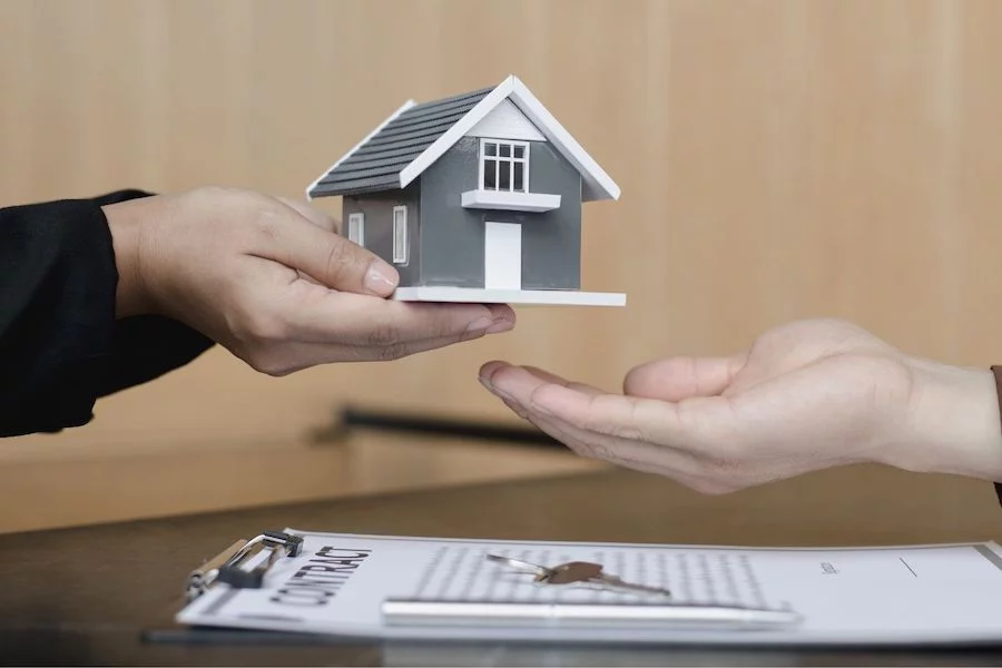 contrato de alquiler OCU Fuente: Shutterstock