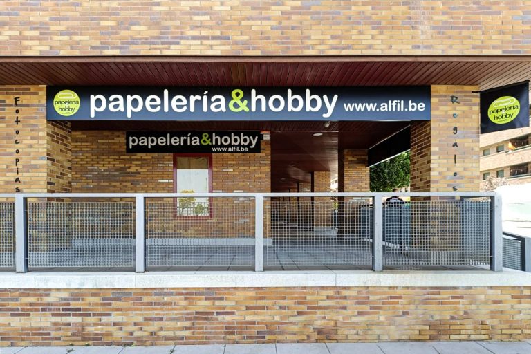 Un huracán arrasa el sector de la papelería y hobbies en España