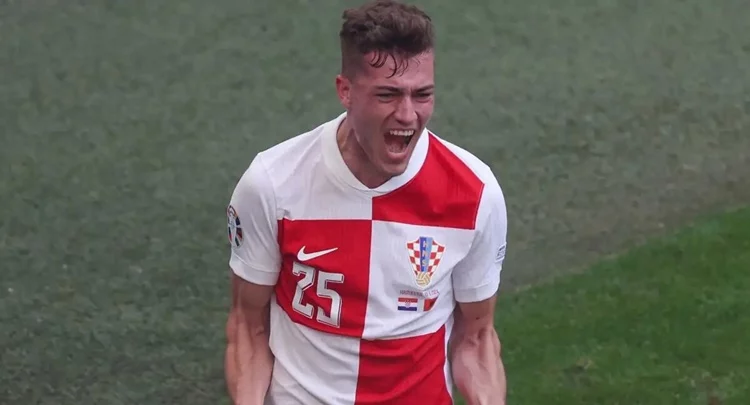 luka socic real sociedad carlos soler