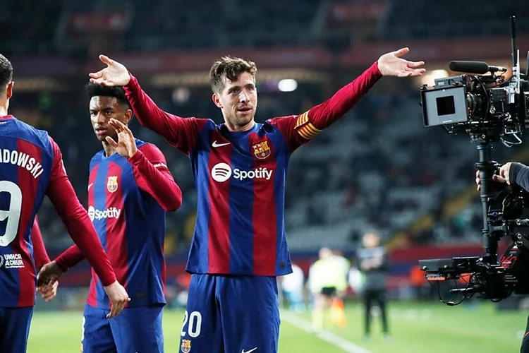 Lopetegui echa el guante a una leyenda del FC Barcelona repudiado por Flick 1 Lopetegui echa el guante a una leyenda del FC Barcelona repudiado por Flick