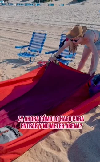 El truco ideal para que la arena no se meta en tu toalla.
