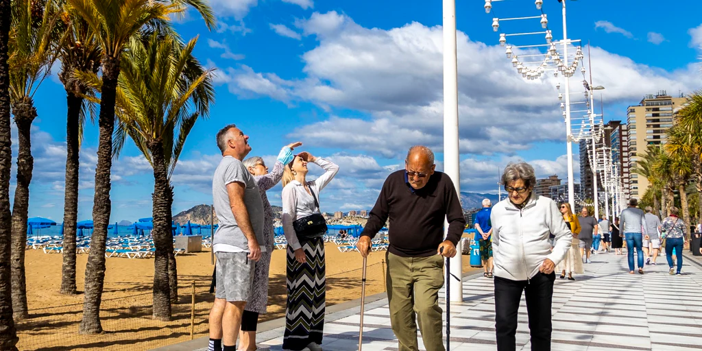 Navegando el futuro de las personas mayores: Perspectivas para la temporada 2024-2025 del Imserso