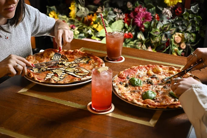 Va a la pizzería de Flavio Briatore y la cuenta que le traen es increíble 3 2024 09 12 1