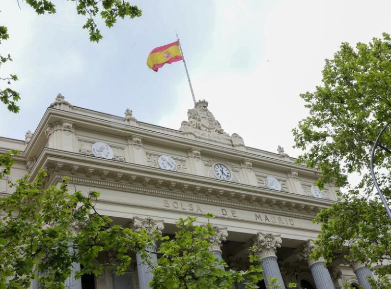 ¡Así se movió la Bolsa española en agosto! 19.000 millones con poco cambio frente a 2021