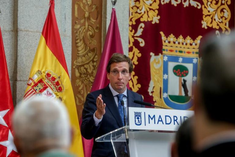 Almeida apuesta por un Banco de España competente y autónomo: Escrivá queda desacreditado