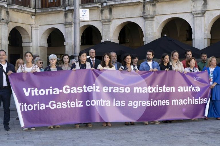 El acusado de agredir a su mujer con arma blanca en Vitoria entra en prisión provisional, comunicada y sin fianza