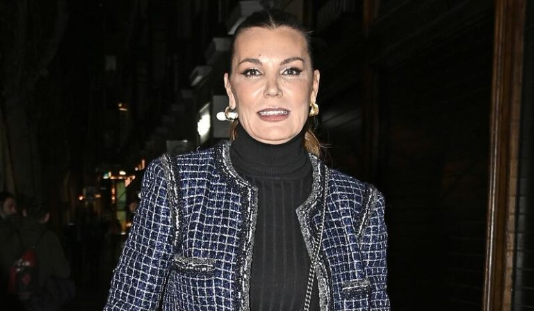 Mar Flores radiante ante las cuestiones sobre el nombre de su primer nieto