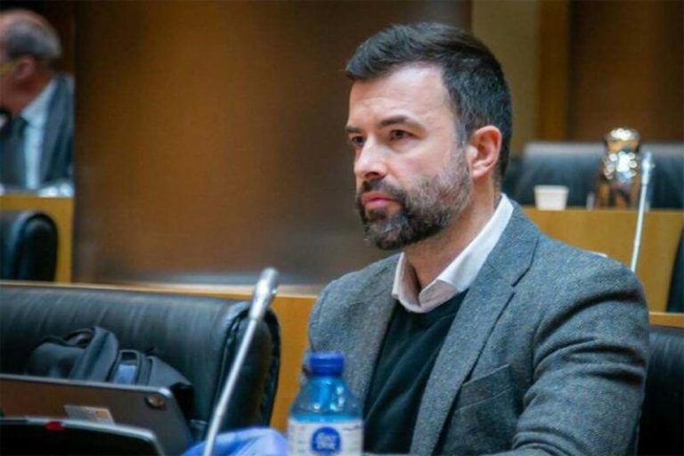 Ex diputados de Ciudadanos evidencian la fetidez que reina en las formaciones políticas y que España ha devenido en una autocracia