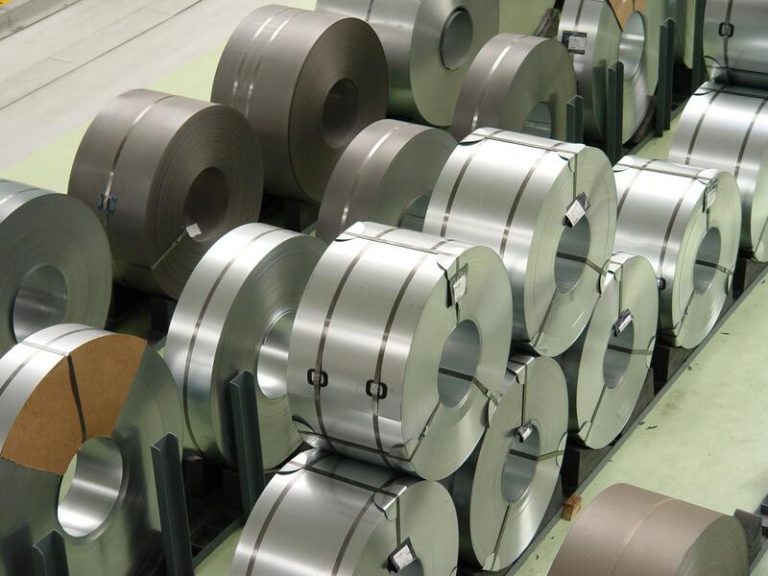 El sistema de derechos de emisión de China abarca ahora el acero, el aluminio y el cemento