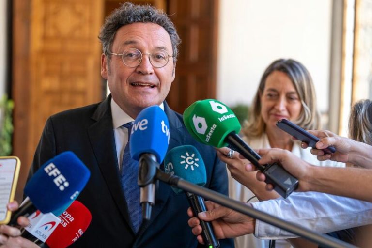 El fiscal superior impulsa la unión de poderes para atajar el tráfico de drogas