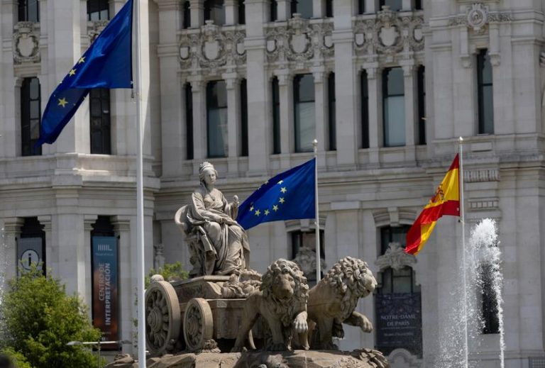 Bruselas admite una iniciativa ciudadana que pide un 'pacto azul' para aumentar la eficiencia en gasto de agua