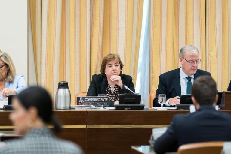 Cascajosa defiende a Broncano de las críticas de PP y VOX: 
