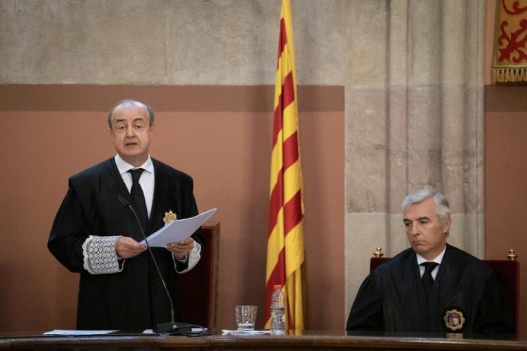 Rechazo rotundo del TSJC a la petición de Jové para apartar a Barrientos por sus críticas sobre el perdón